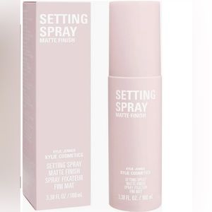 Kylie cosmetics setting spray matte finish